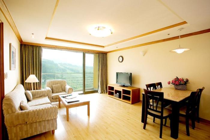 Wellihilli Park Resort Hoengseong Exterior photo