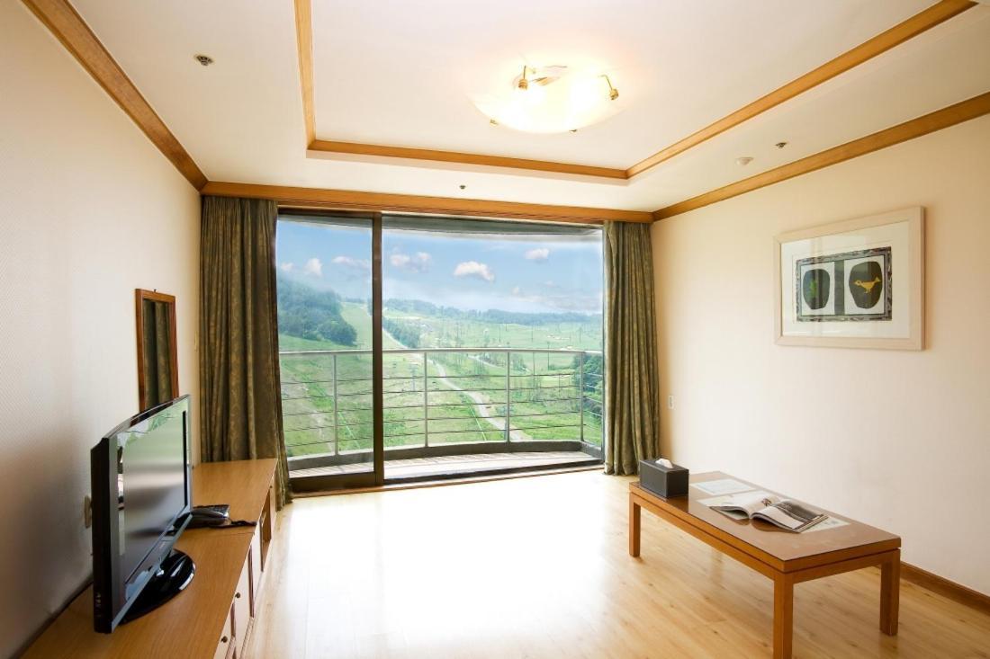 Wellihilli Park Resort Hoengseong Exterior photo