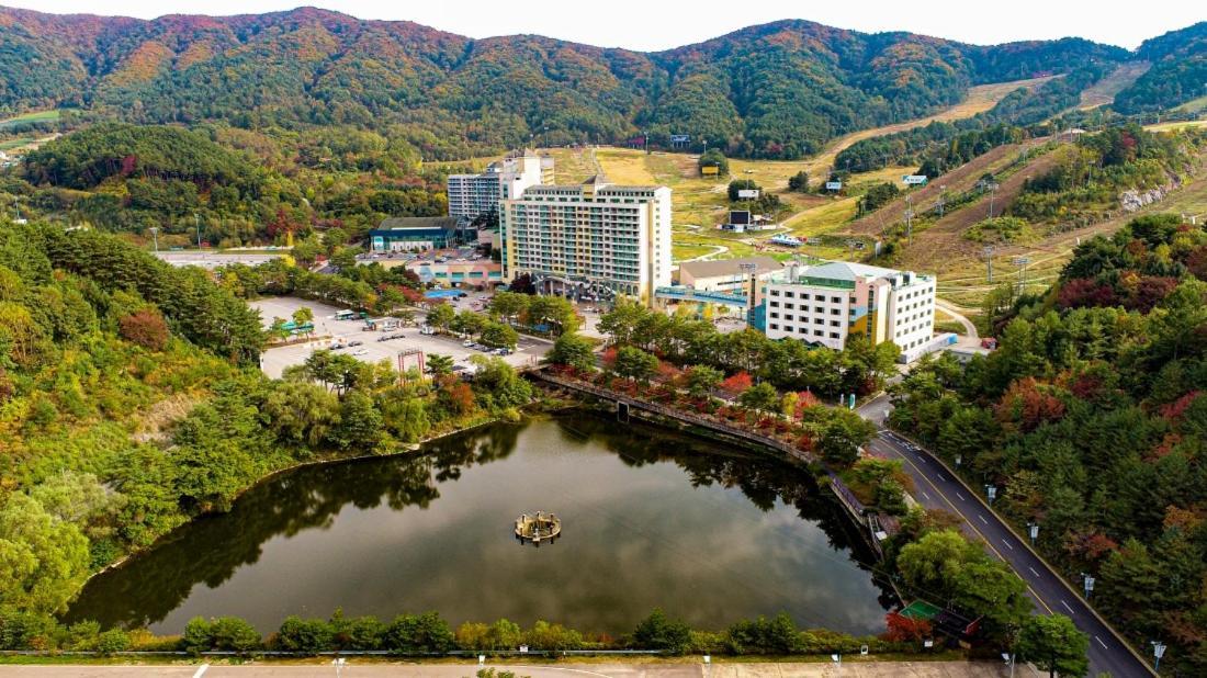 Wellihilli Park Resort Hoengseong Exterior photo